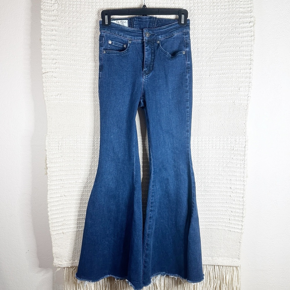 WE THE FREE indigo blue Crvy By Ma Cherie High Waist Flare bell bottom jeans 25